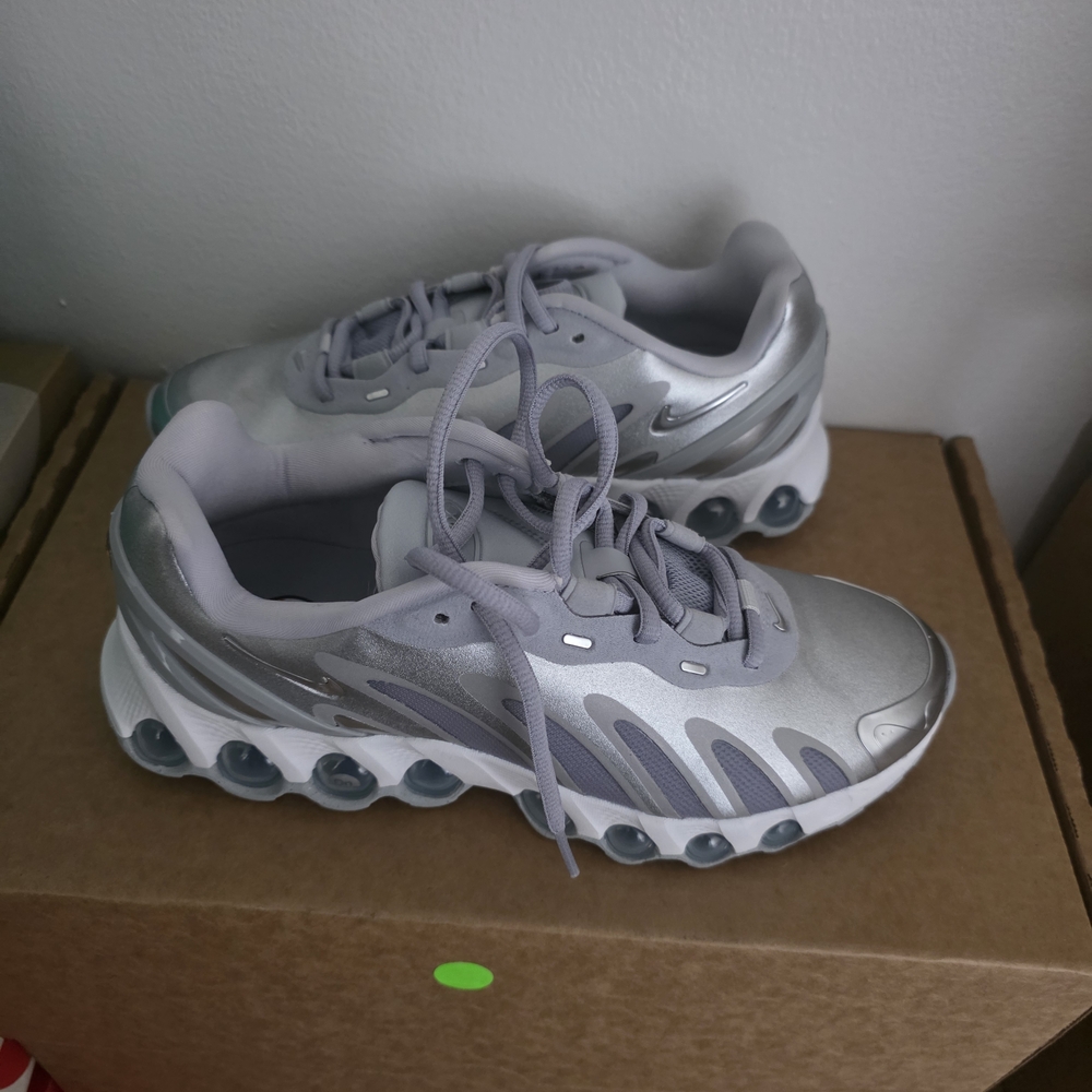 Nike Air Max Dn8 Refelective silver